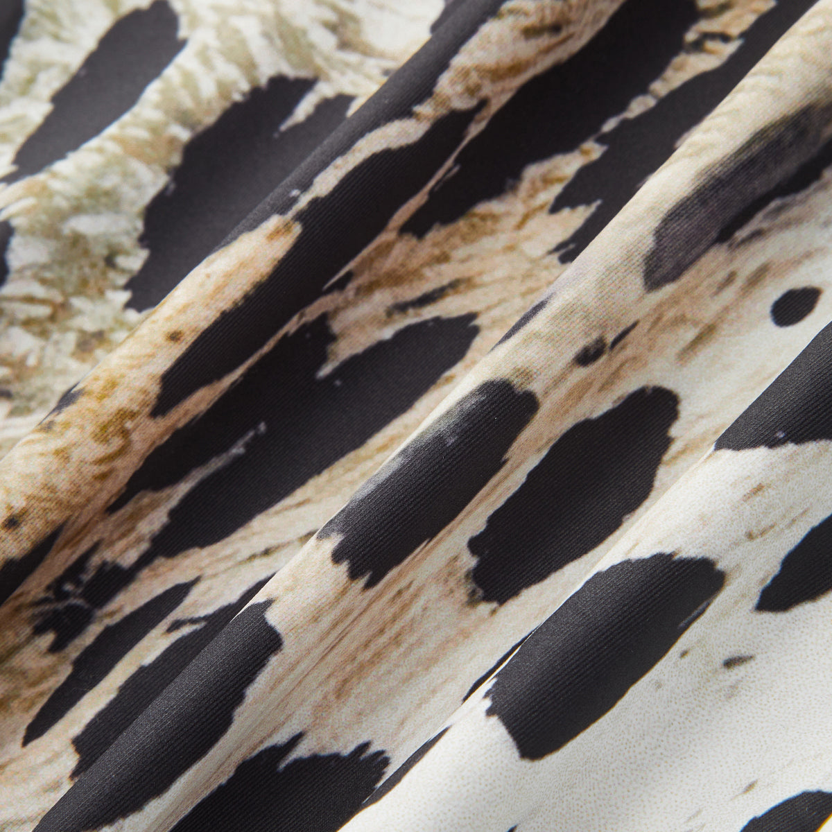 Funnel Neck Jersey Top with Leopard Print and Medium Stretch