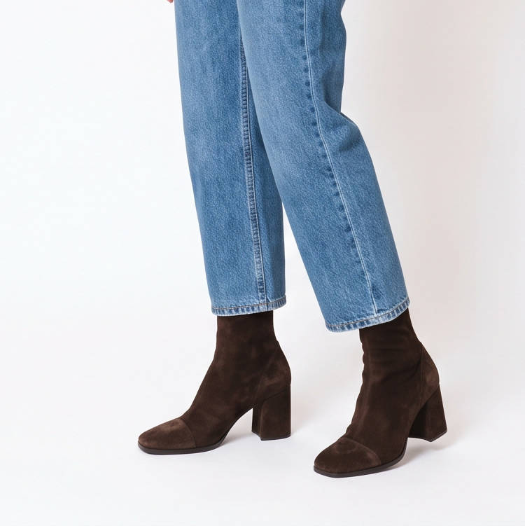 Womens Orthopedic Heeled Boots, Supportive Sole Elegant Design for Comfortable Everyday Wear