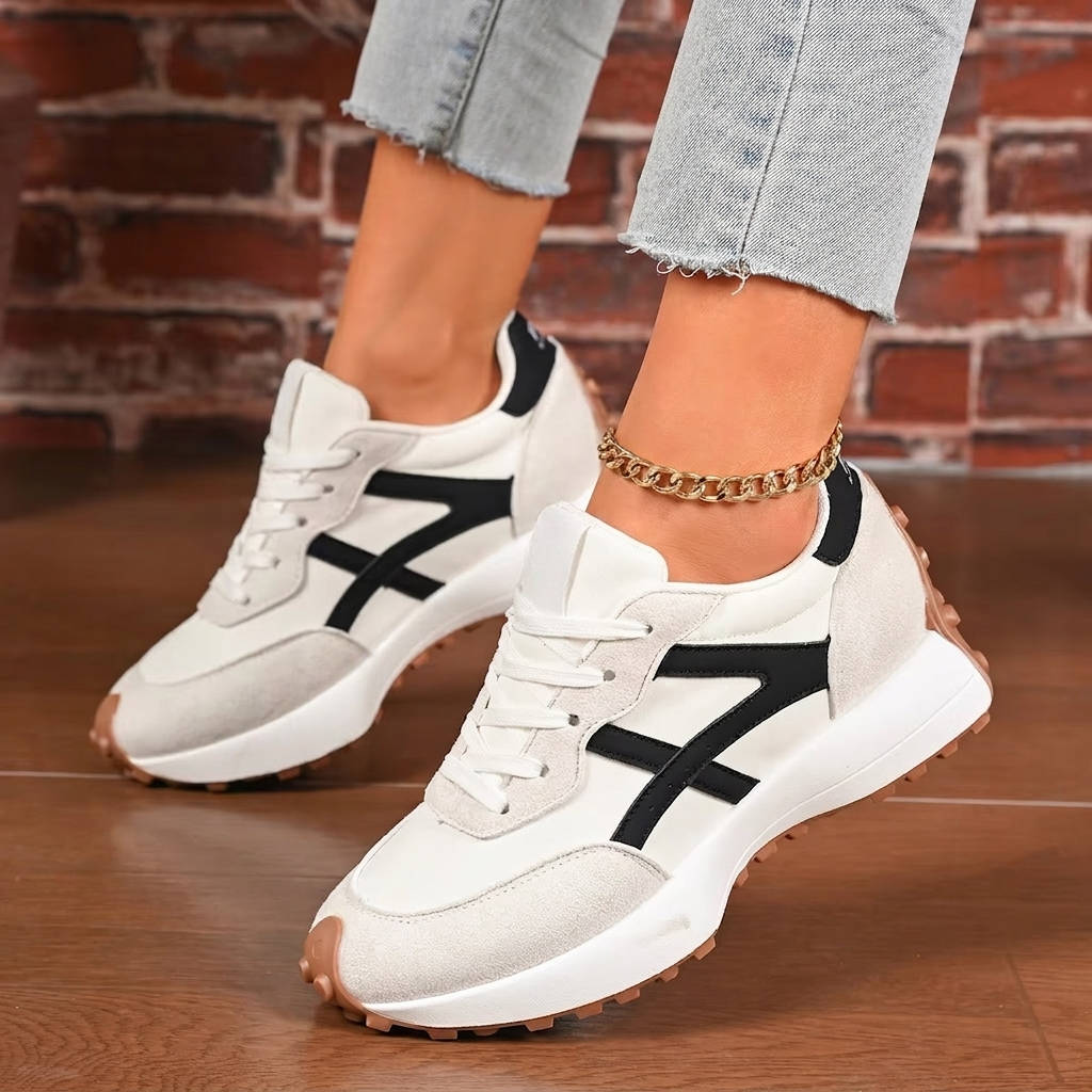 Walking Sneakers, Lightweight Everyday Shoes with Cushioned Insole and Mesh Upper