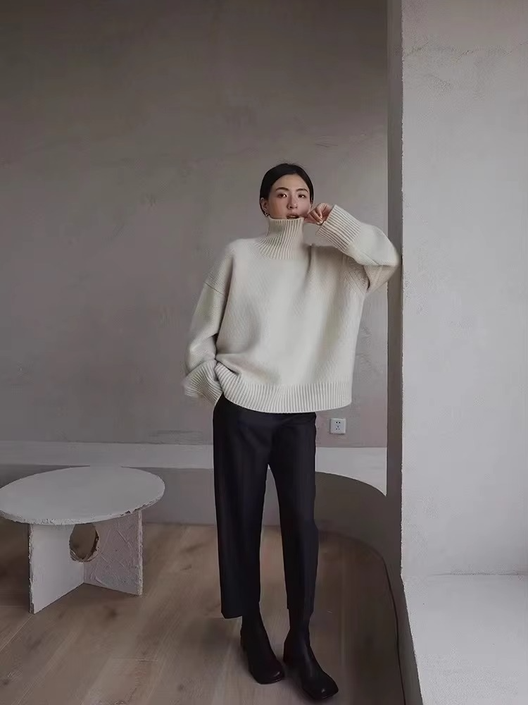 High Neck Knit Pullover Sweater with Thick Insulation and Relaxed Fit