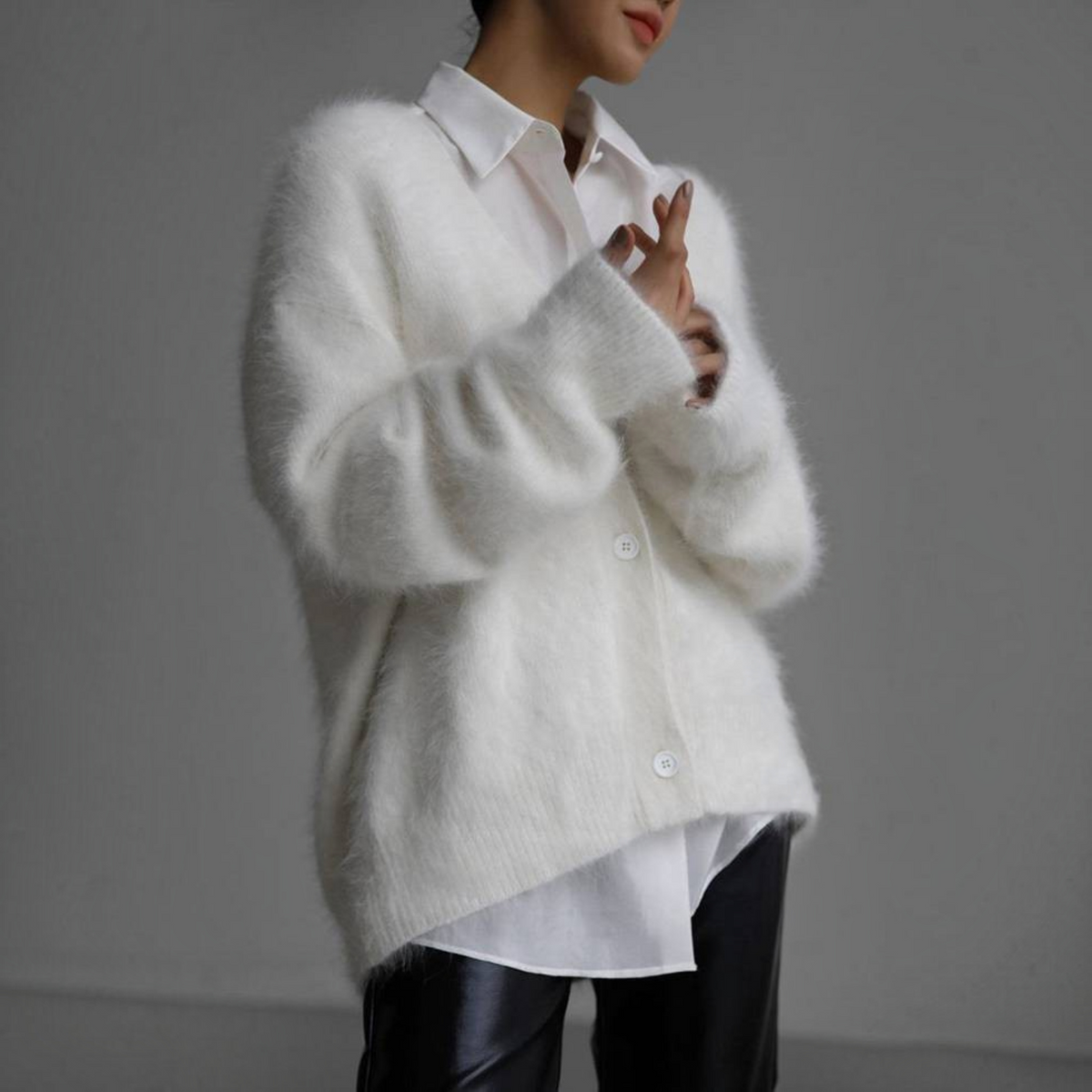 Oversized Button-Up Cardigan for Women with Relaxed Fit and Versatile Styling