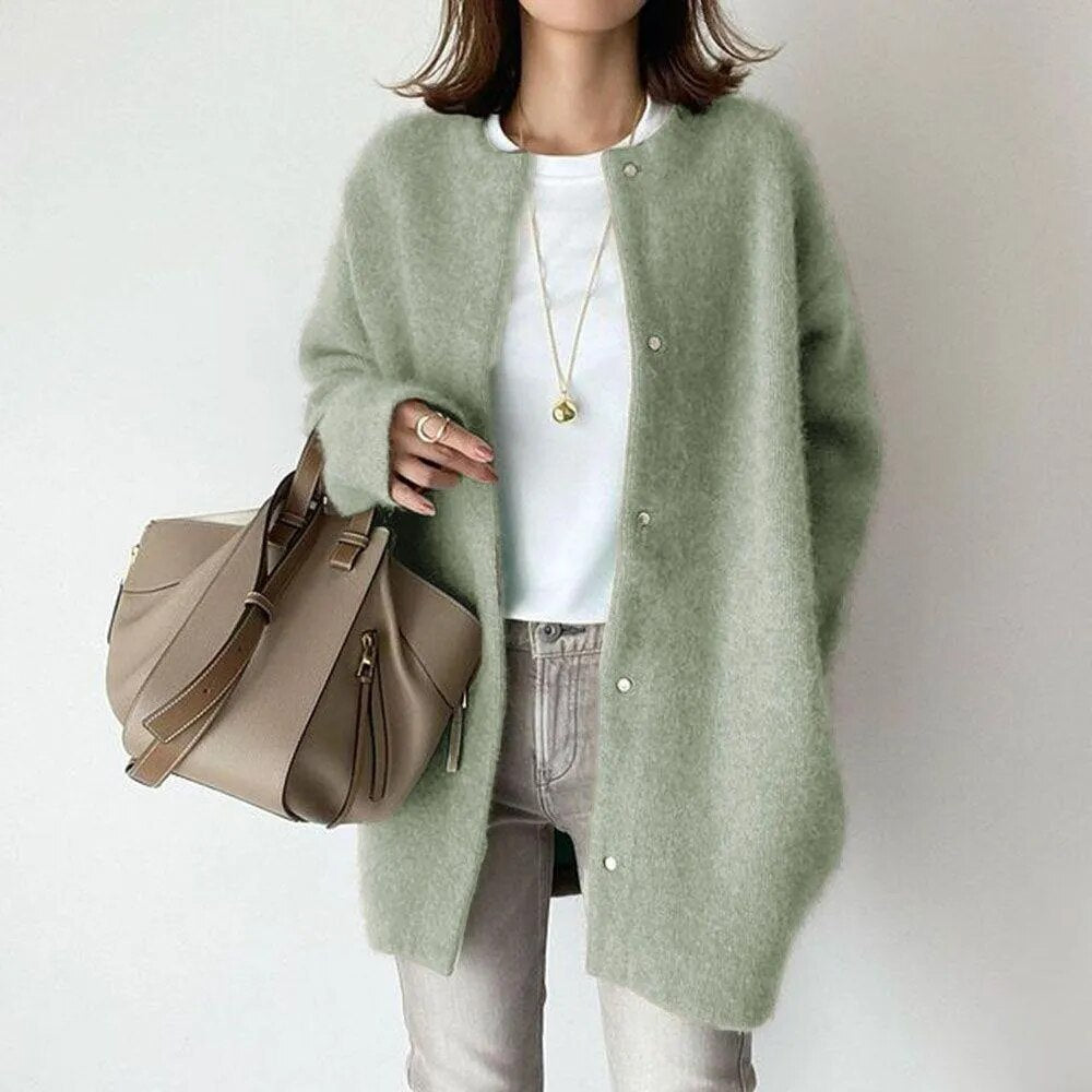 Longline Oversized Knit Cardigan with Button Closure and Textured Fabric