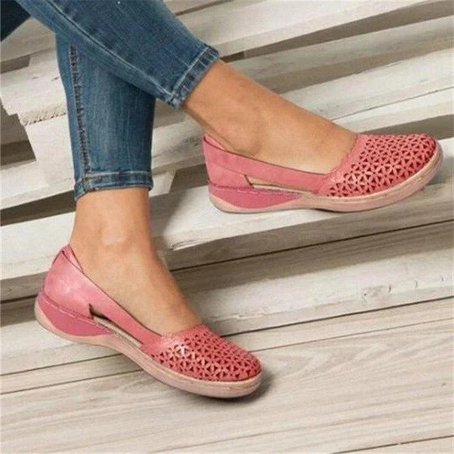 Women's Slip-On Flats with Expandable Toe Box and Cushioned Insole