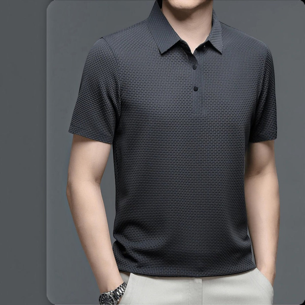 Breathable Mesh T-Shirt with Ventilation Panels and Contemporary Design