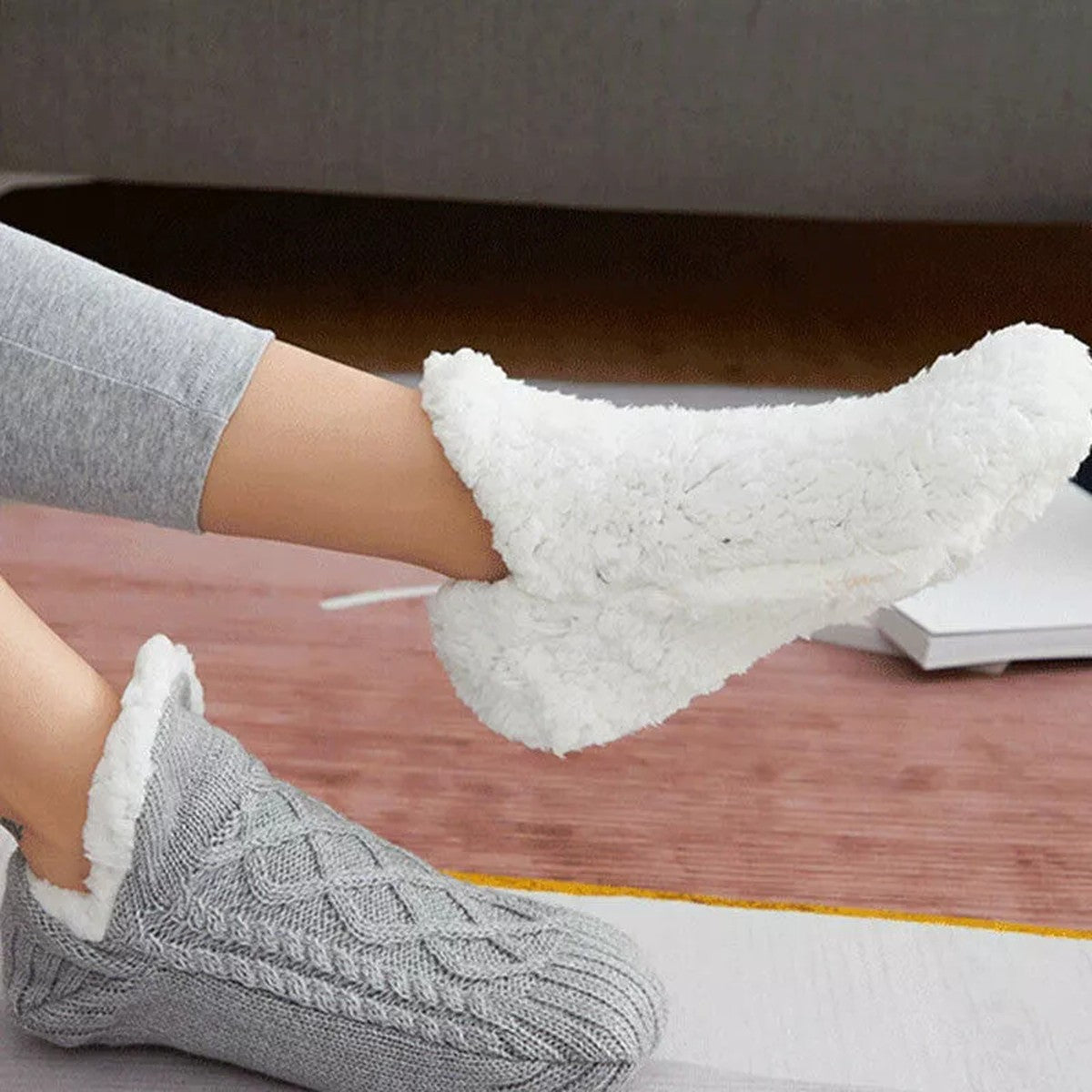 Fleece Lined Slipper Socks with Anti Slip Grippers and Knit Cuff