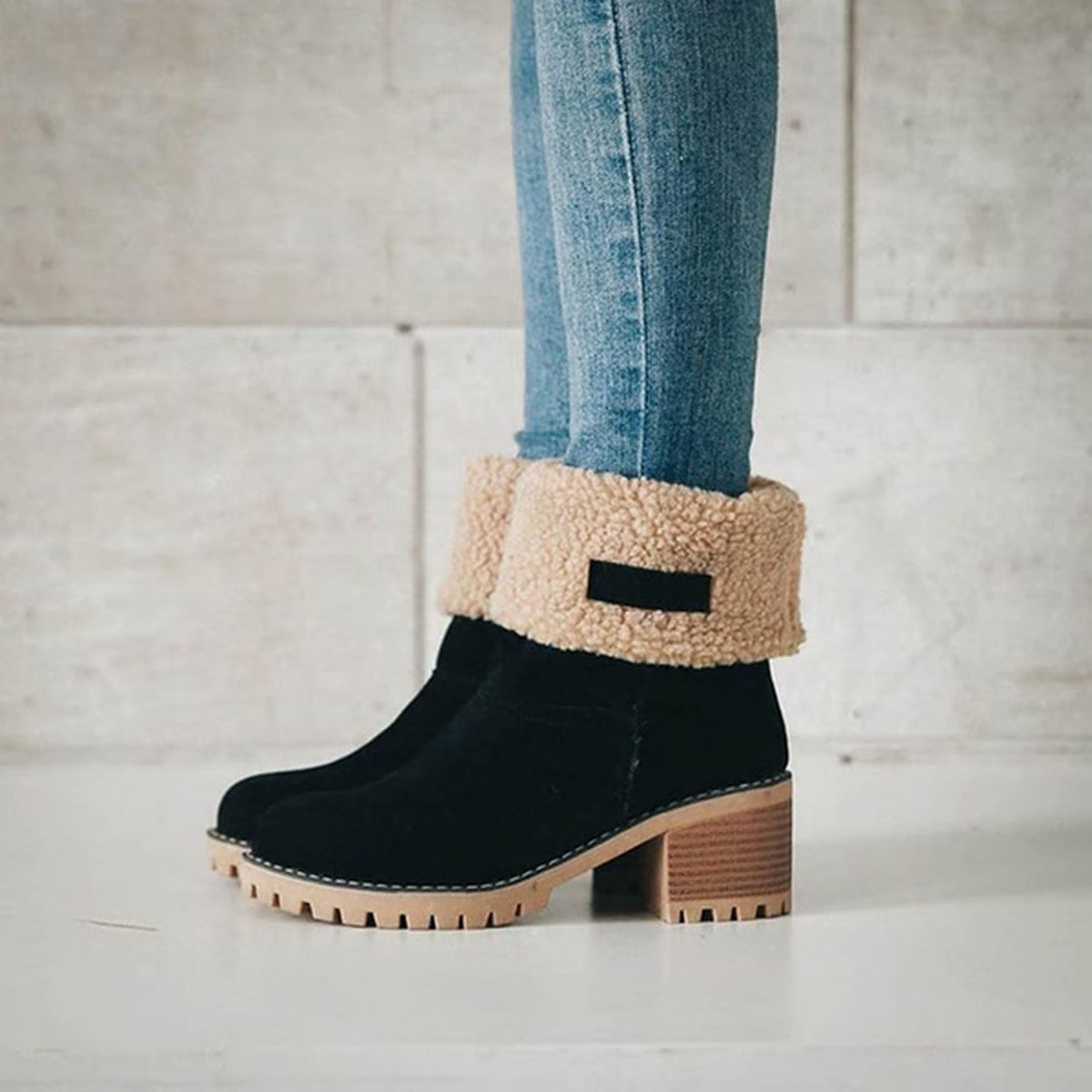 Womens Warm Ankle Winter Boots with Faux Fur Lining and Low Block Heel