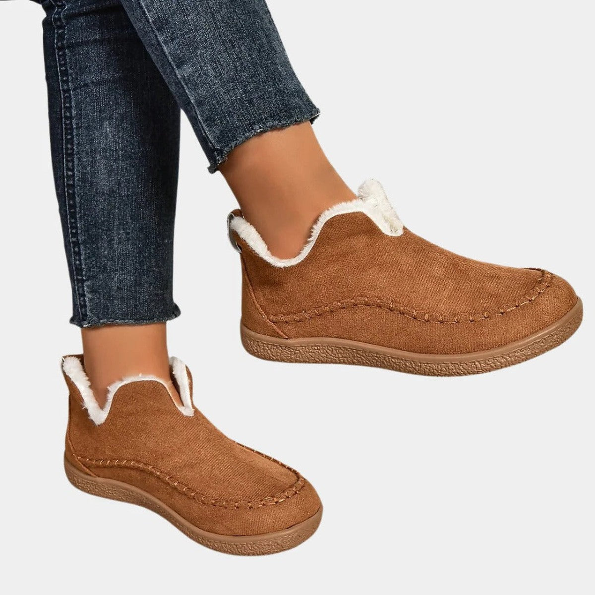 Warm Ankle Snow Boots with Faux Fur Lining and Buckle Strap