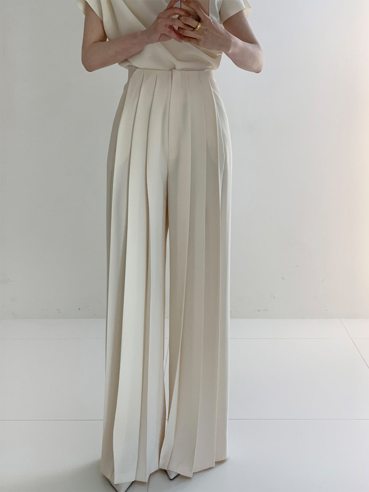 Pleated Front Shift Pants with Woven Fabric and Ankle Length for Women