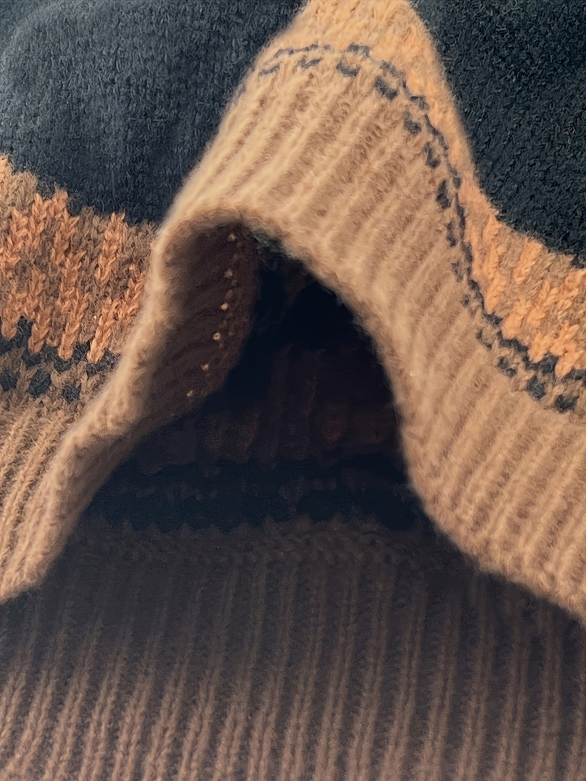 Chunky Jacquard Knit Sweater with Round Neck and Ribbed Cuffs, Hip Length