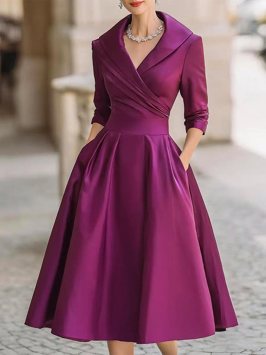 V-Neck Evening Dress with Tailored Silhouette for Special Occasions