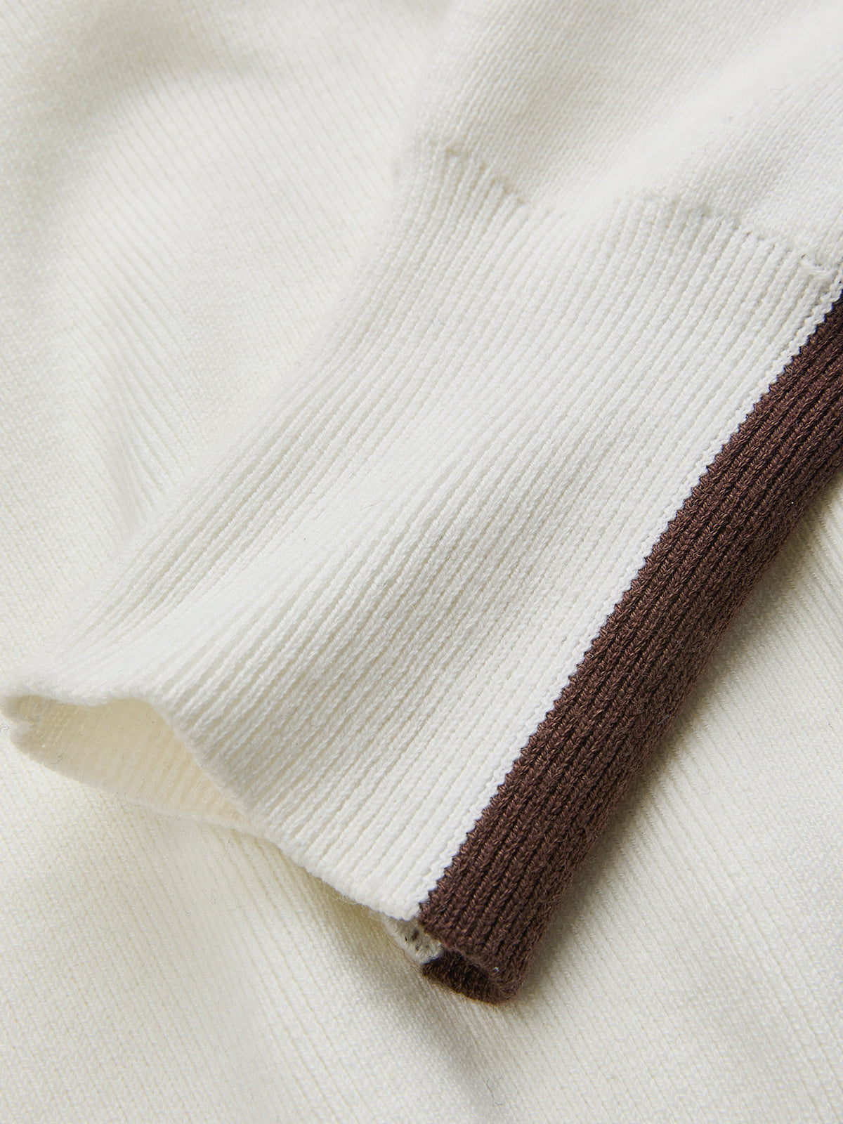 Crew Neck Knit Sweater with Contrast Stripes and Medium Stretch