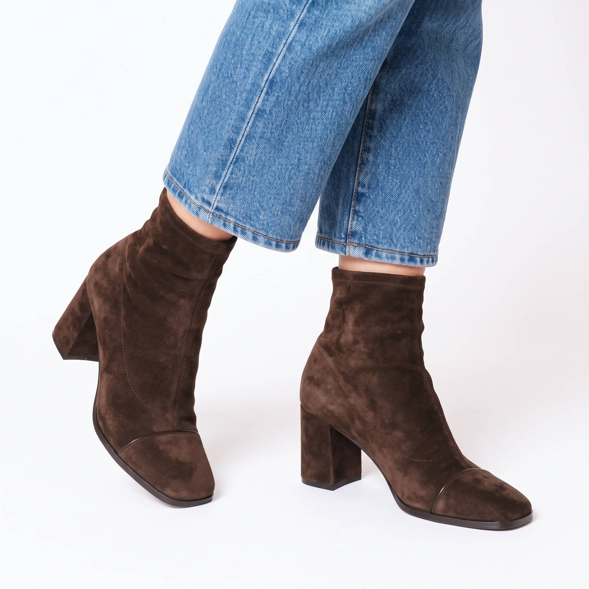 Womens Orthopedic Heeled Boots, Supportive Sole Elegant Design for Comfortable Everyday Wear