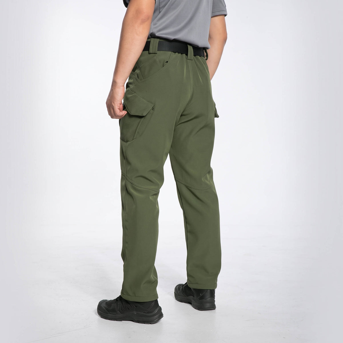 Mens Hunting Pants, Winter Snow Ski Pants with Fleece Lining, Waterproof Tactical Work Pants for Cold Weather Outdoor Use