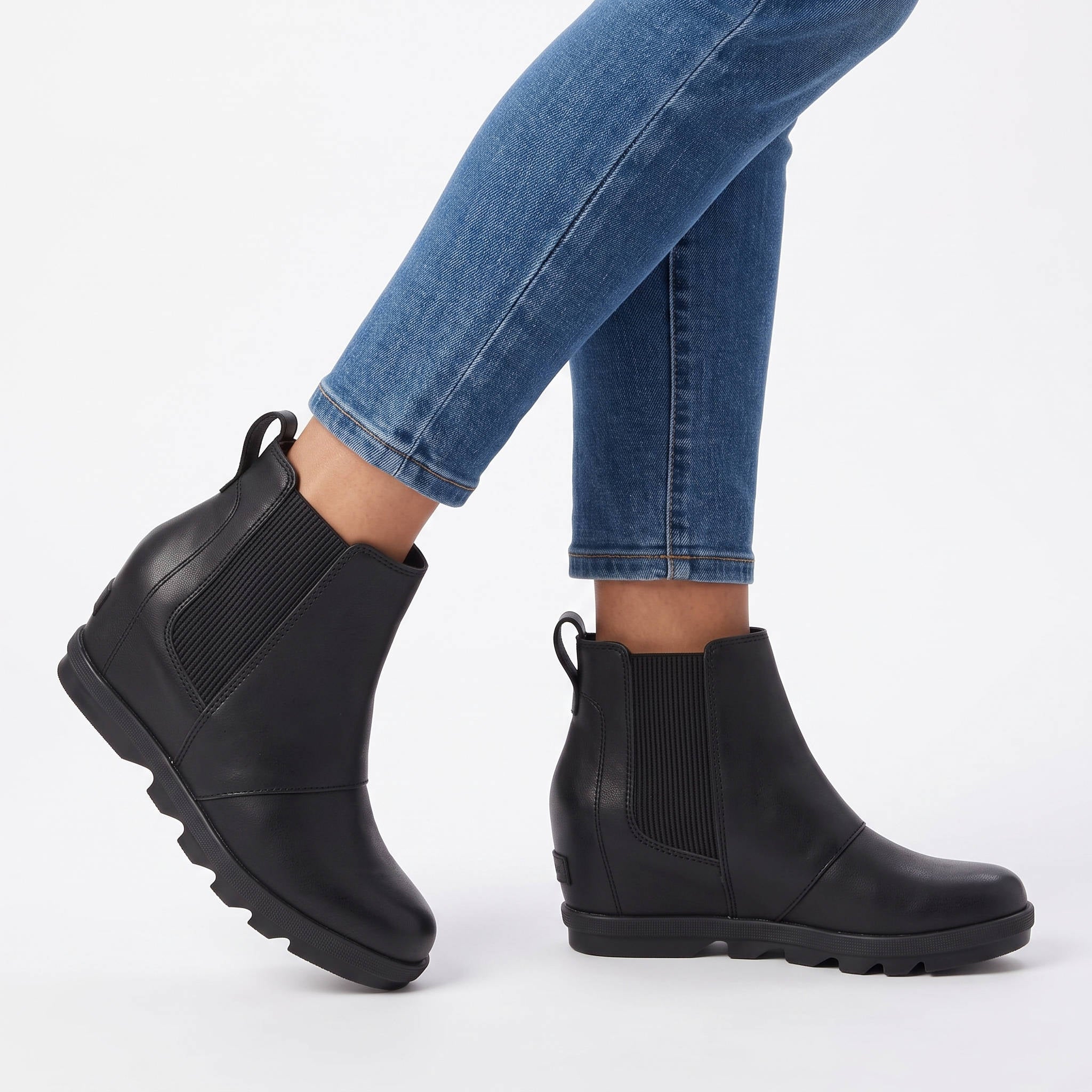 Womens Hidden Heel Chelsea Ankle Wedge Boots, Comfortable Platform Wedge Booties with Round Toe and Elastic Sides