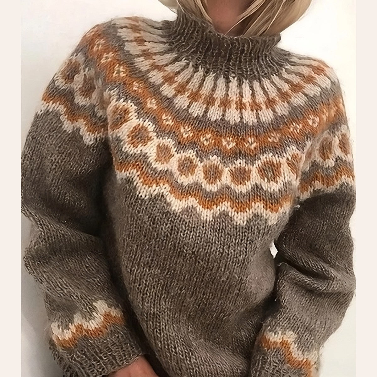 Chunky Knit Turtleneck Sweater with Folded High Neck and Ribbed Cuffs