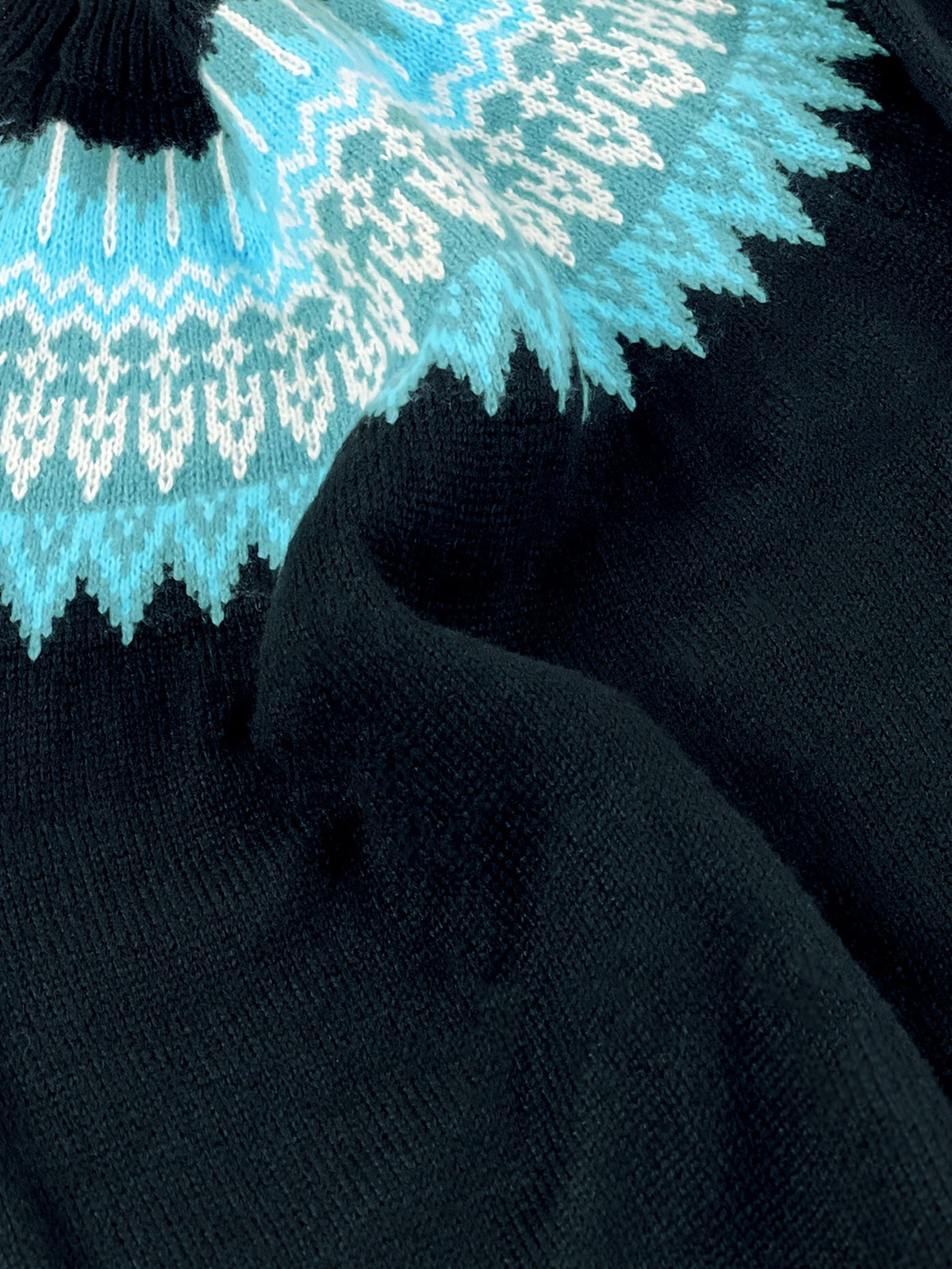 Chunky Jacquard Knit Sweater with Round Neck and Ribbed Cuffs, Hip Length