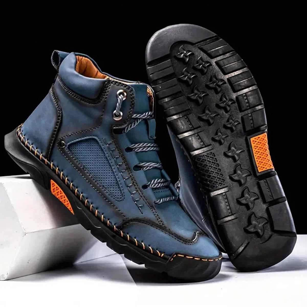 Mens Hiking Boots with Sealed Seams and Orthopedic Arch Support Wide Toe Box