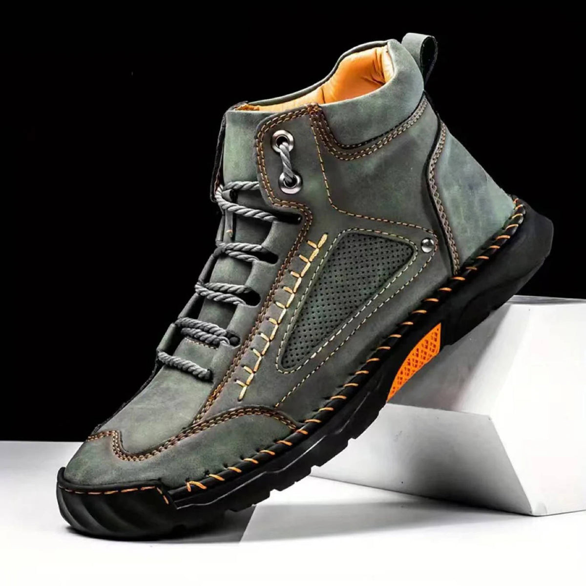 Mens Hiking Boots with Sealed Seams and Orthopedic Arch Support Wide Toe Box