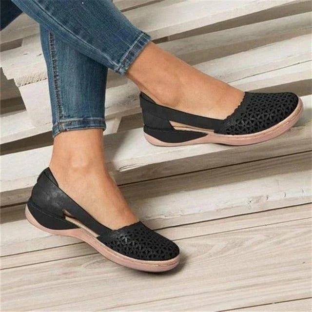 Women's Slip-On Flats with Expandable Toe Box and Cushioned Insole