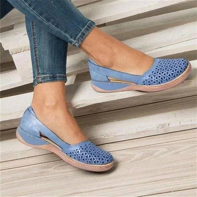 Women's Slip-On Flats with Expandable Toe Box and Cushioned Insole