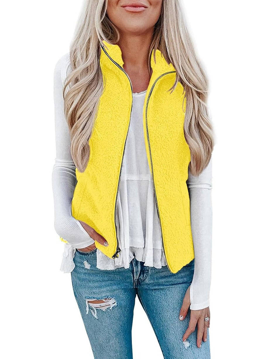 Womens Sherpa Fleece Vest, Fuzzy Lightweight Sleeveless Zipper Jacket with Pockets