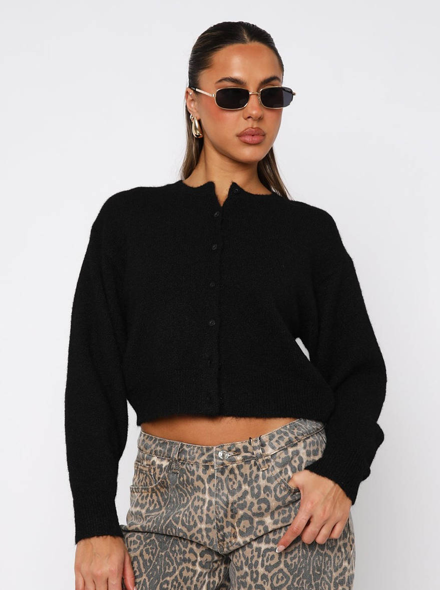 Women's Cropped Cardigan Sweaters, Crew Neck Long Sleeve Button Up Lightweight Knit Trendy Sweater 2026
