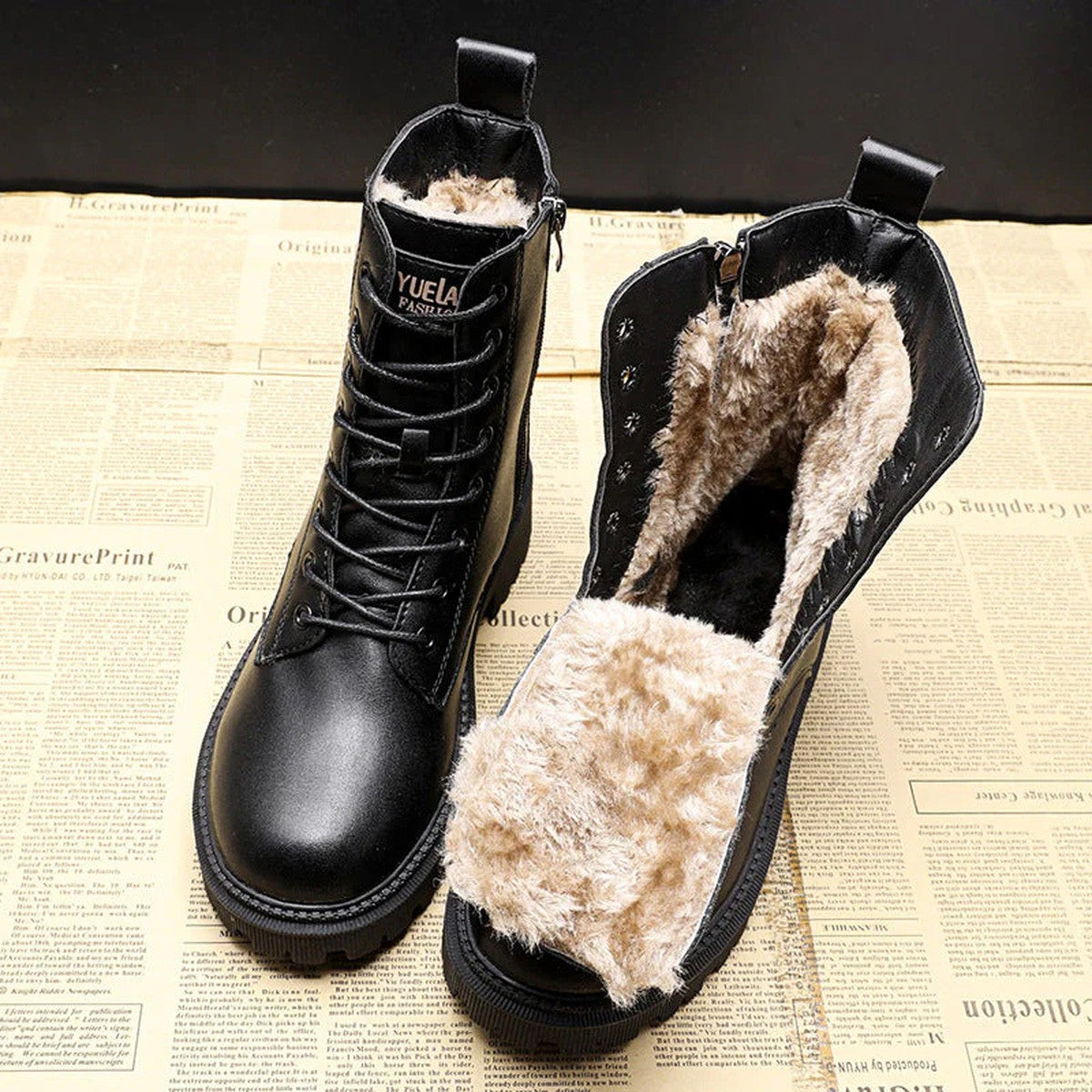 Black Leather Chelsea Boots with Chunky Lug Sole and Elastic Knit Panels