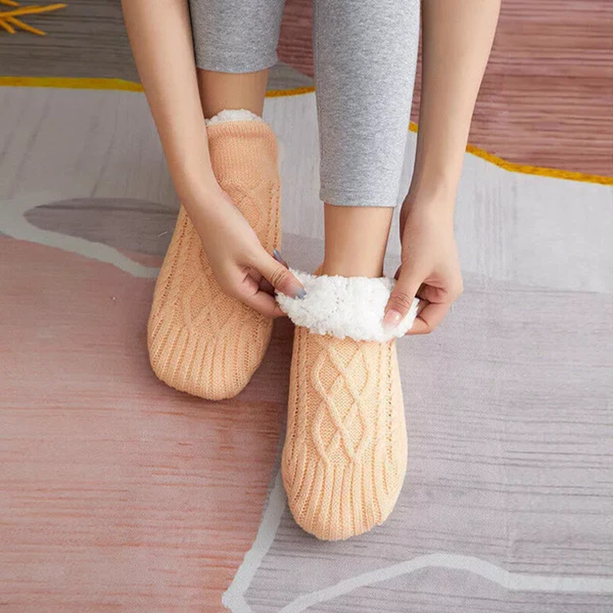 Fleece Lined Slipper Socks with Anti Slip Grippers and Knit Cuff