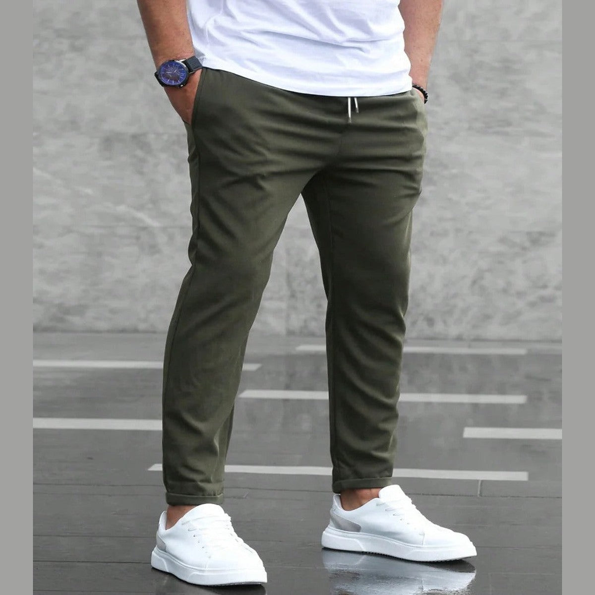 Men Casual Stretch Cargo Trousers with Zipper Pockets and Elastic Waistband