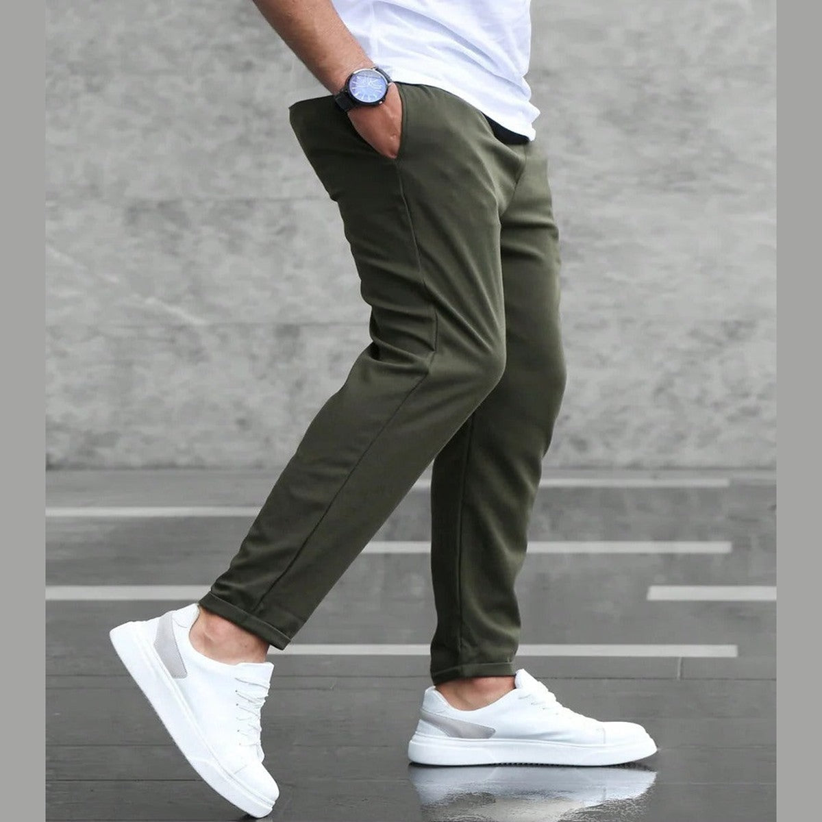 Men Casual Stretch Cargo Trousers with Zipper Pockets and Elastic Waistband