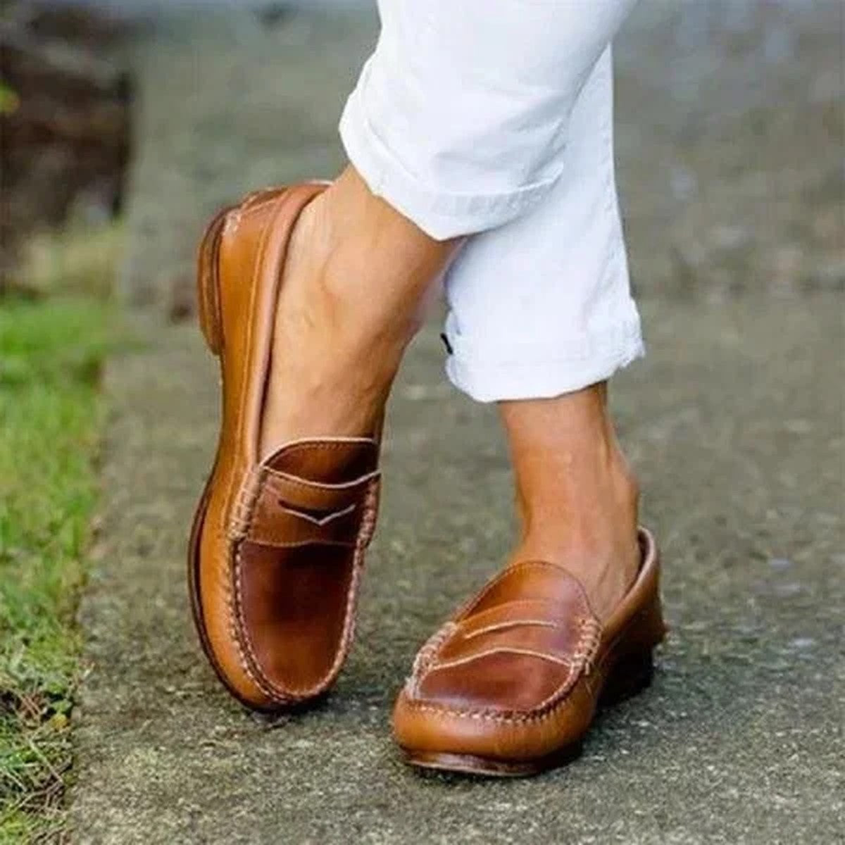 Womens Vintage Penny Loafers with Textured Faux Leather and Low Heel