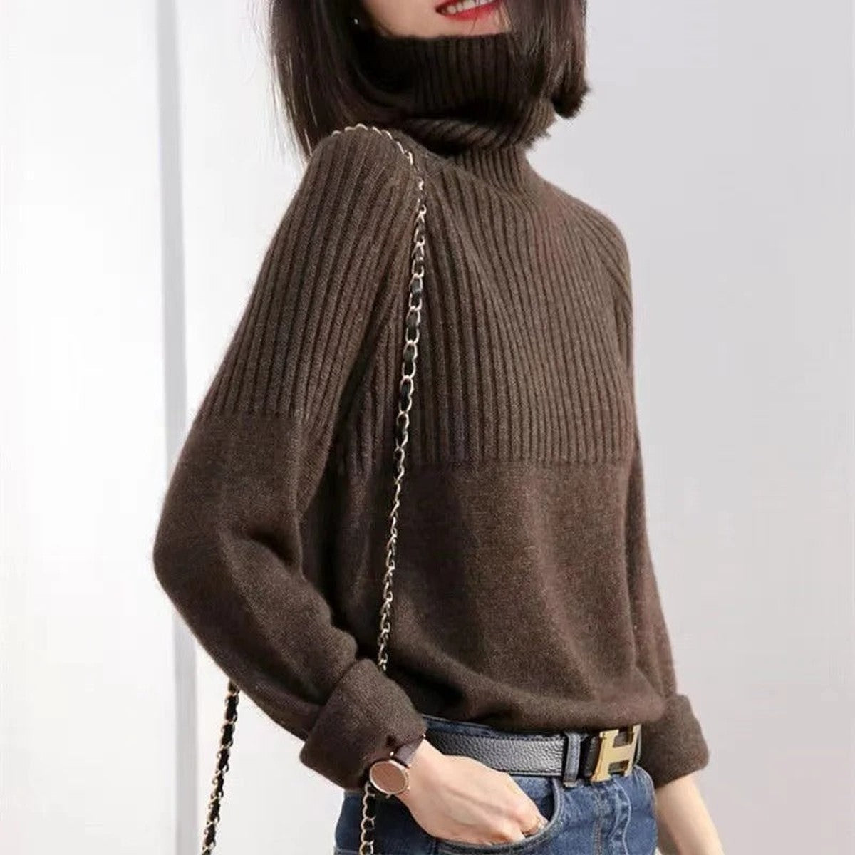 Long Sleeve Knitted Pullover Sweater with High Turtleneck for Women