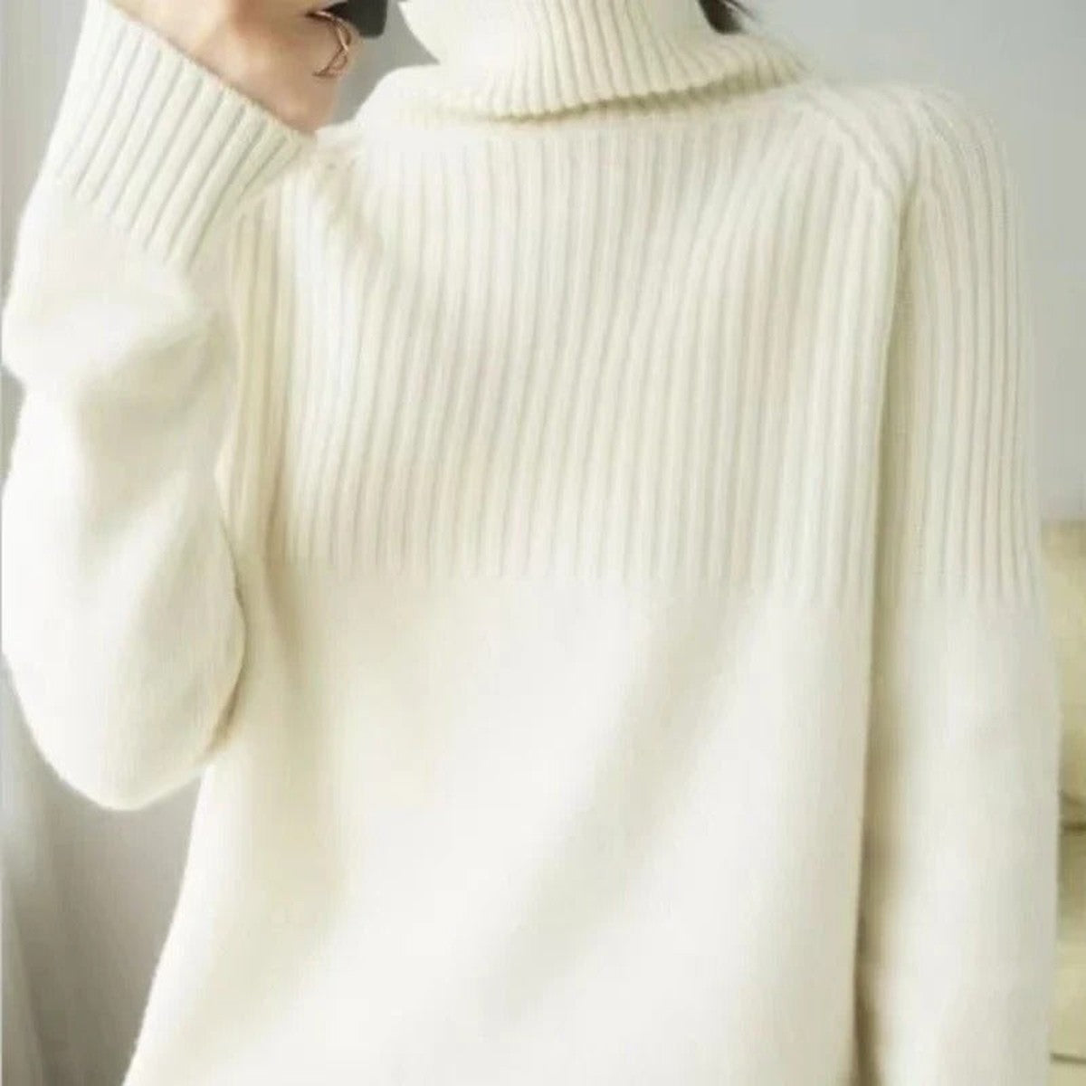 Long Sleeve Knitted Pullover Sweater with High Turtleneck for Women