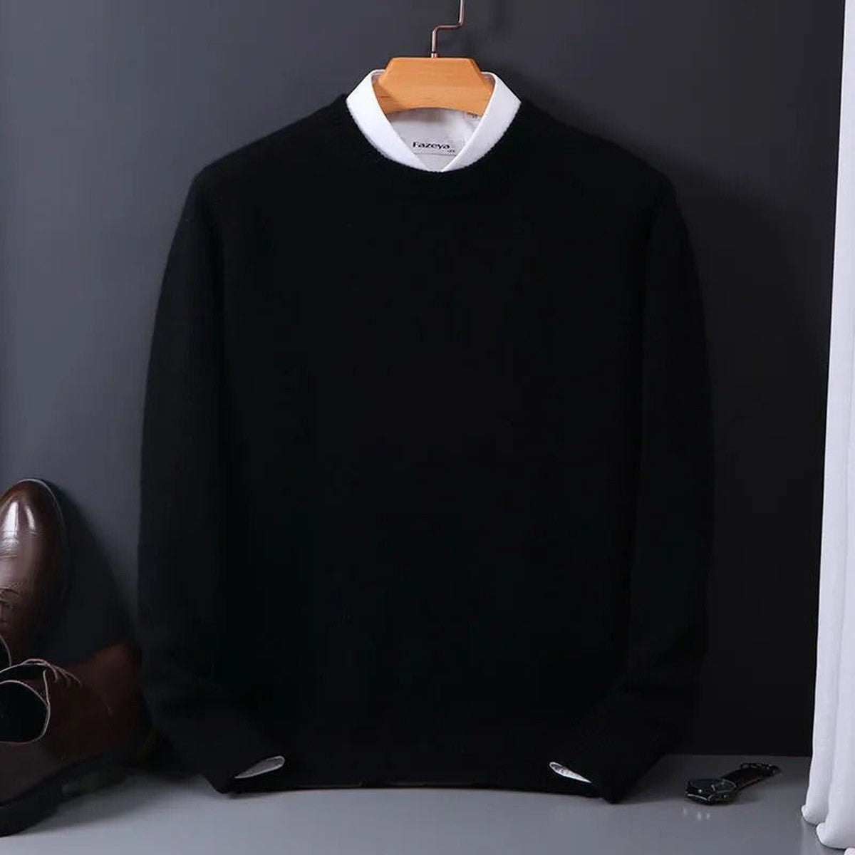 Men Crewneck Cashmere Pullover Sweater with Ribbed Cuffs and Hem