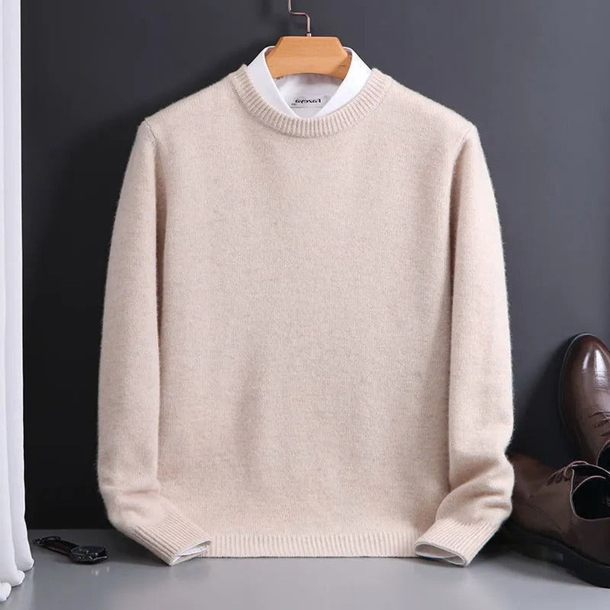 Men Crewneck Cashmere Pullover Sweater with Ribbed Cuffs and Hem