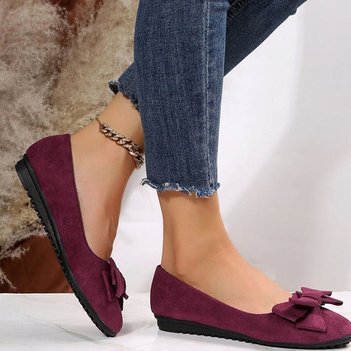 Women Flat Walking Shoes with Bow Detail and Flexible Sole