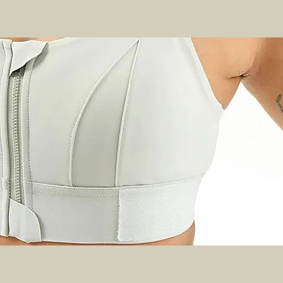 Full Coverage Wireless Sports Bra with Front Zipper and Crisscross Back Support