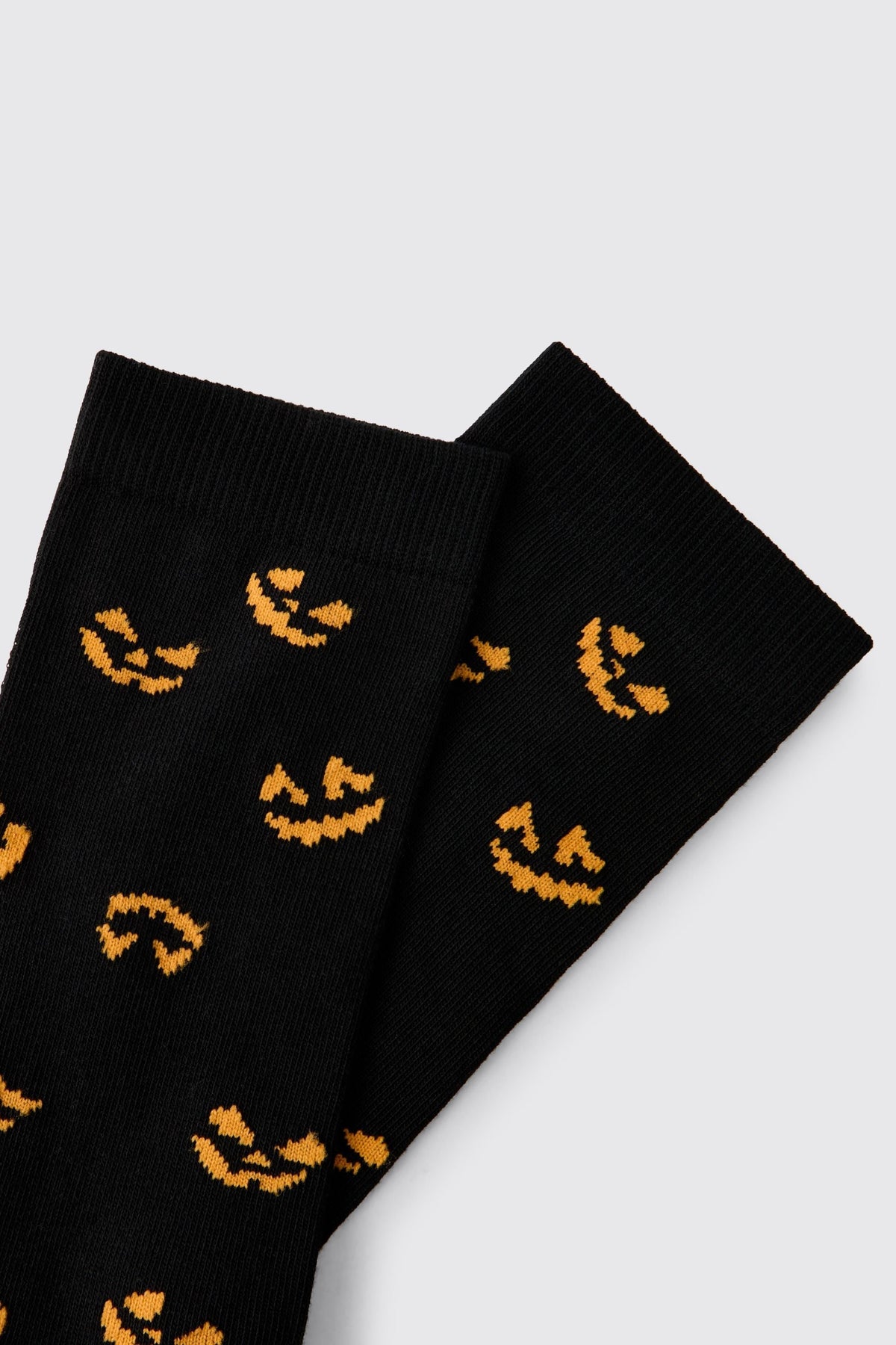 Crew Socks with Jack O Lantern Print and Ribbed Cuff