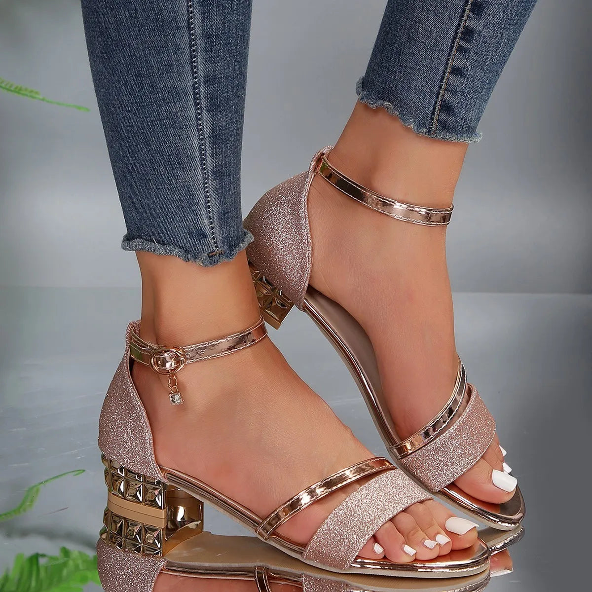 Noor | Block-Heel Strappy Nonchalant Heels
