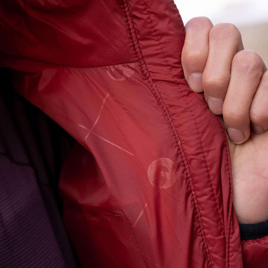 Womens heated puffer jacket, inside lining detail